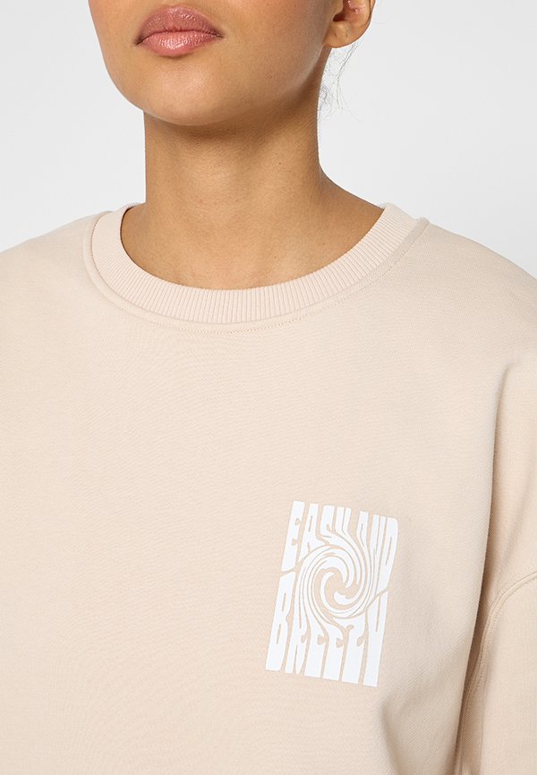 OH APRIL BREEZY OVERSIZED