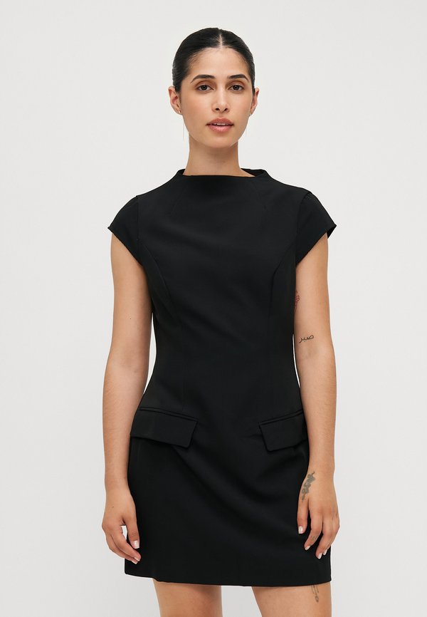 Vero Moda Petite VMAGNES SHORT TAILORED DRESS