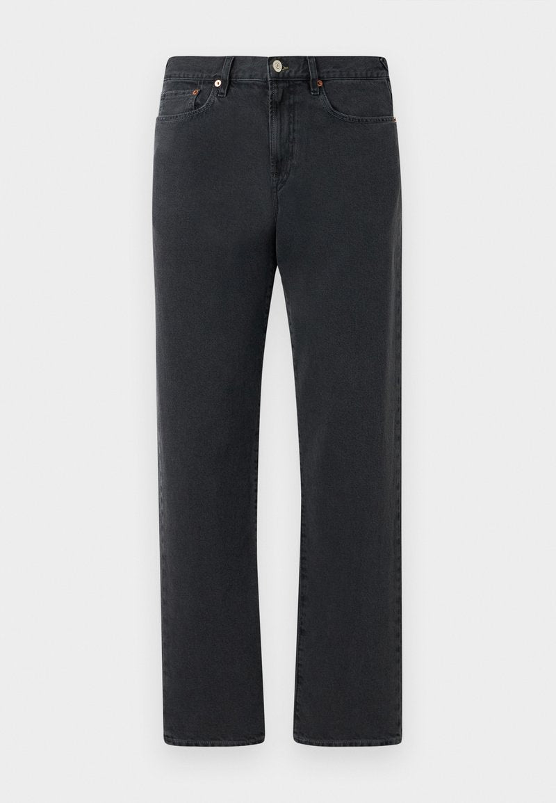 Schwarze Jeans aus Denim mit geradem Bein, fünf Taschen und Metallelementen. Der Stoff hat eine glatte, leicht strukturierte Oberfläche.