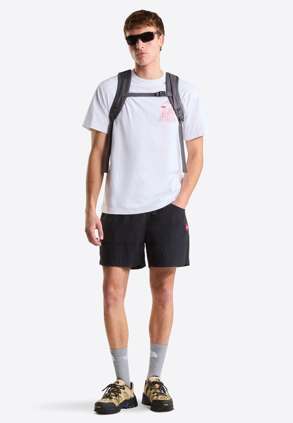 The North Face MOUNTAIN PLAY SHORT SLEEVE TEE-GRAPHIC