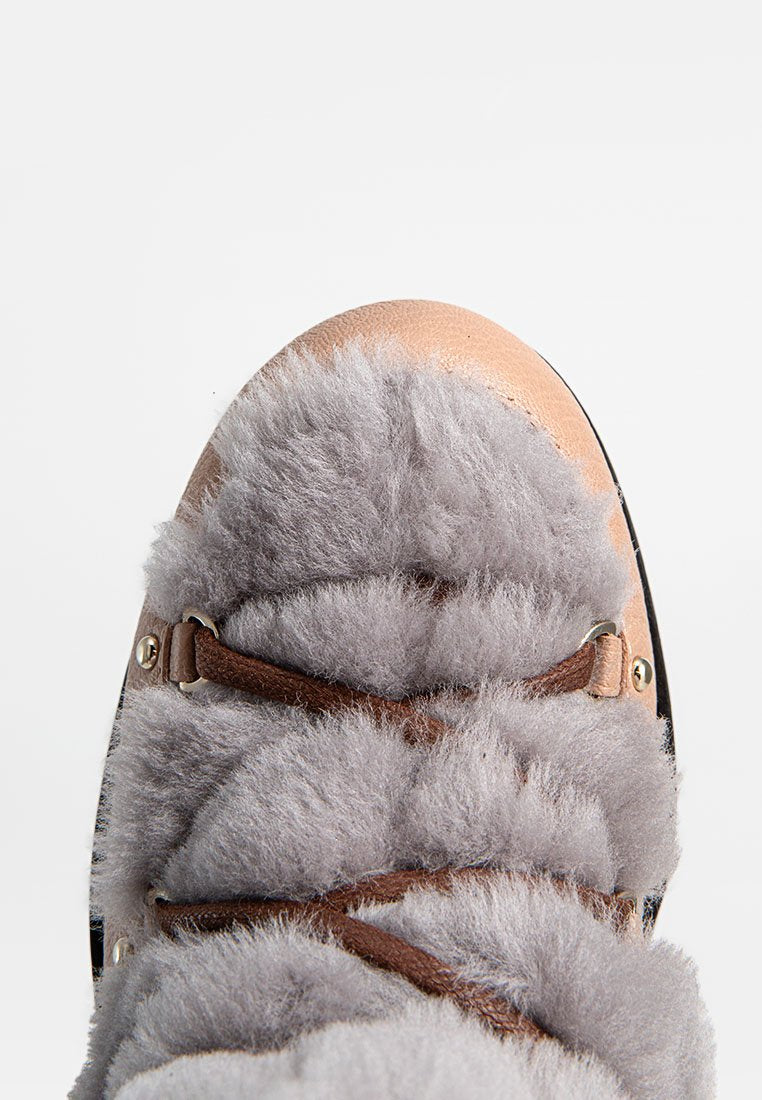 Jimmy Choo DITTO