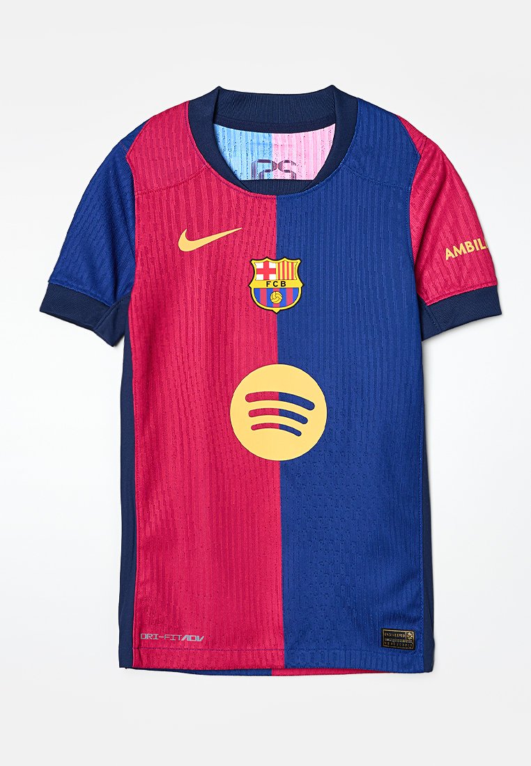 FC Barcelona-Trikot mit gespaltenen roten und blauen Farben, Nike-Logo, Vereinswappen und Spotify-Grafik. Der Stoff hat ein strukturiertes Muster.