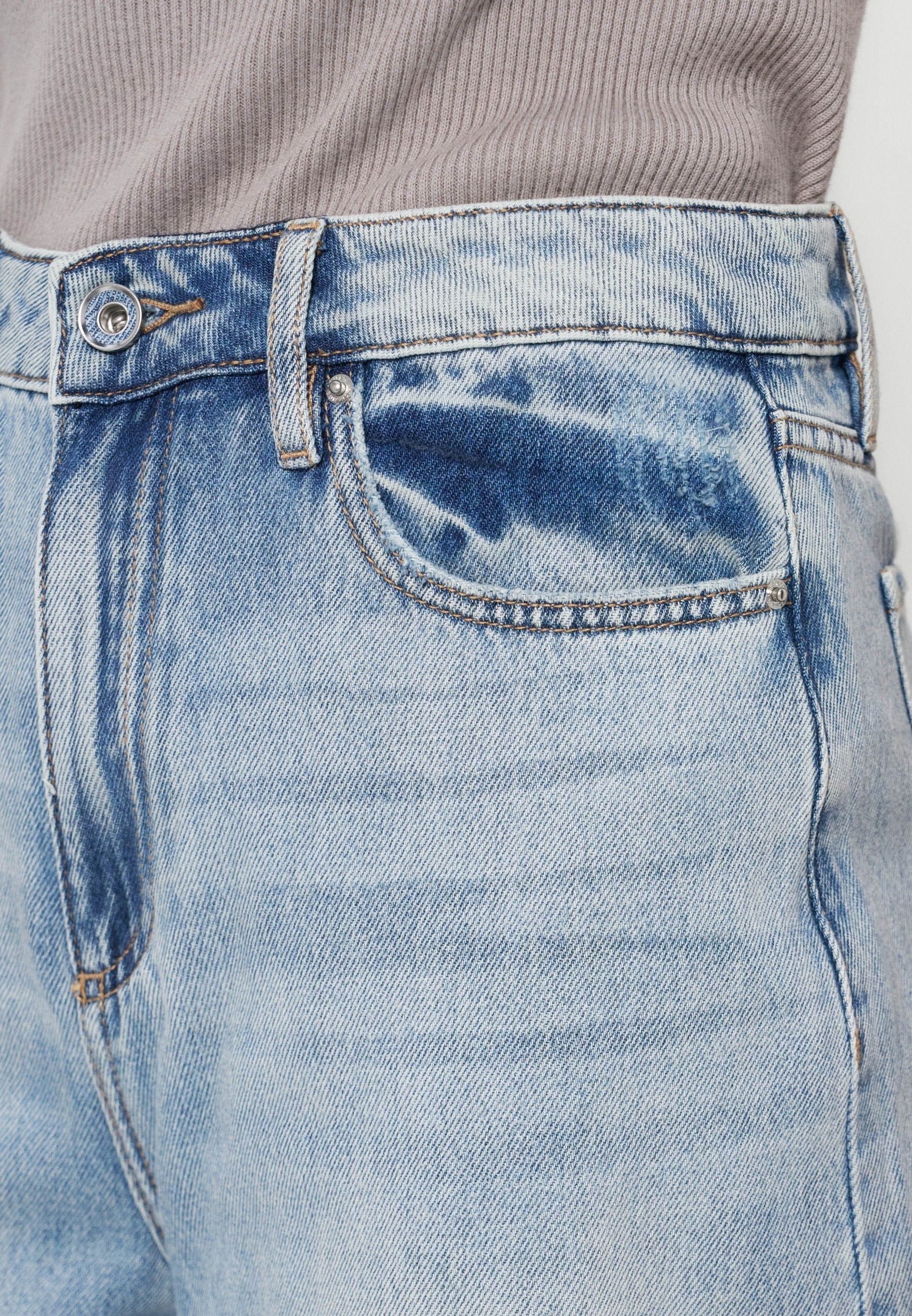 Armani Exchange Wide Leg Media 4