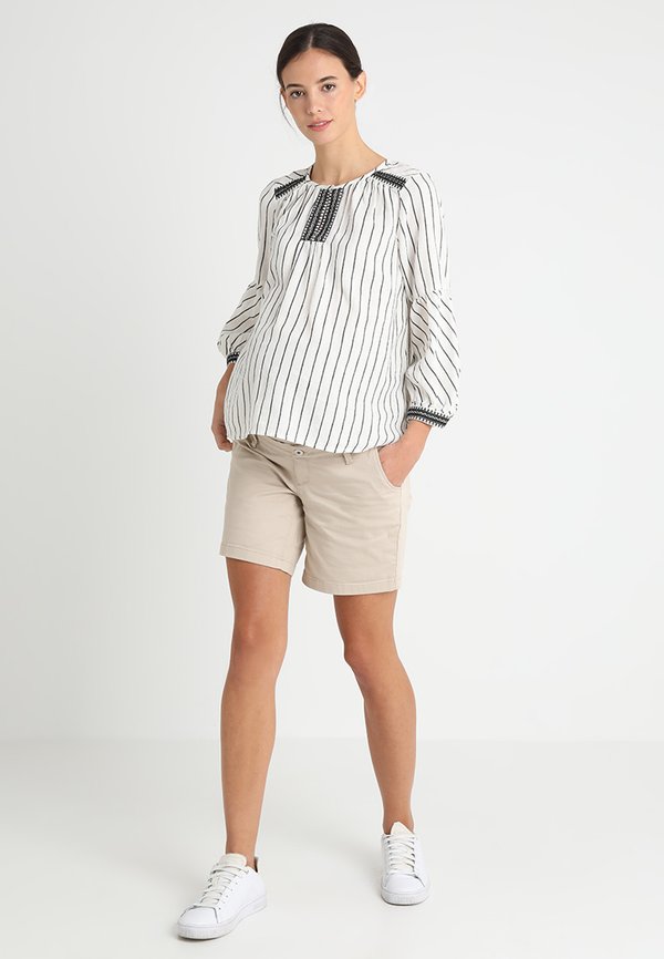 Queen Mum BLOUSE