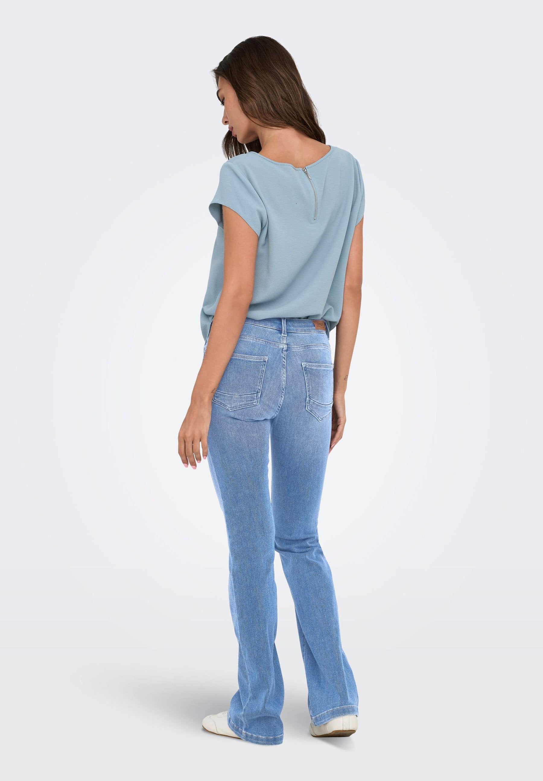ONLPOWER Mid waist Flared Fit Media 3