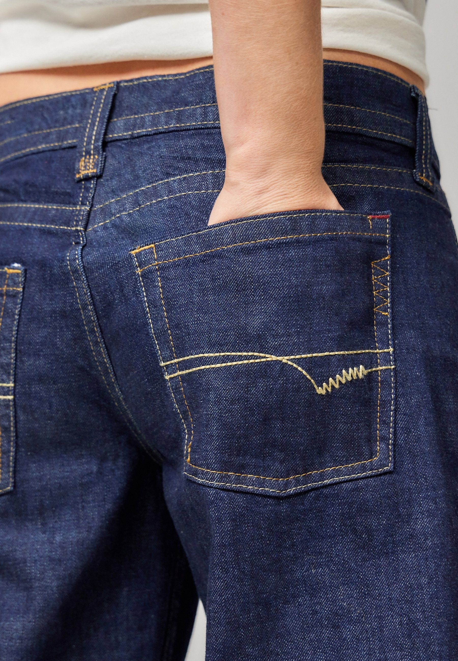 BDG Urban Outfitters KAYLA RINSE