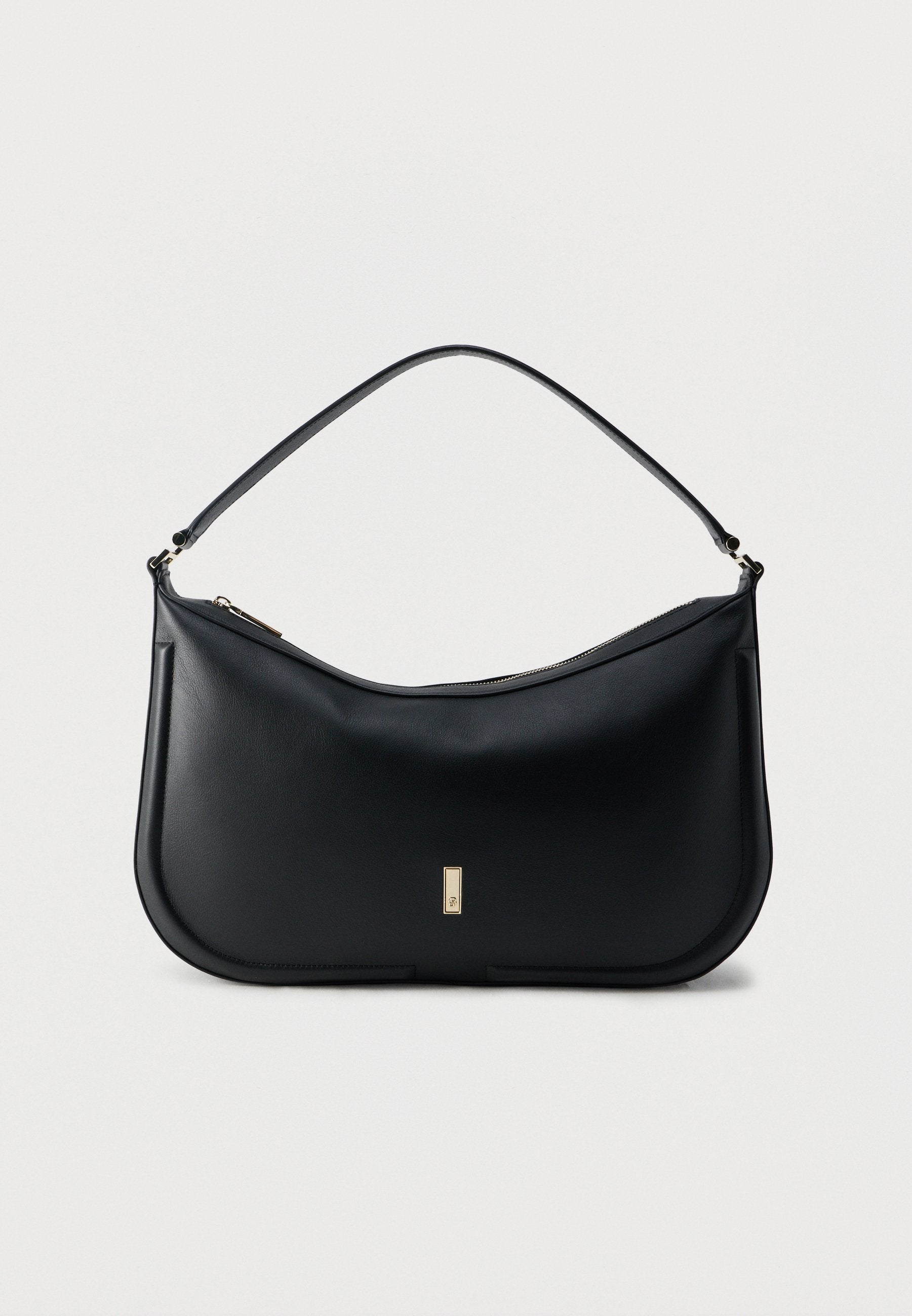 BOSS ARIELL NEW HOBO