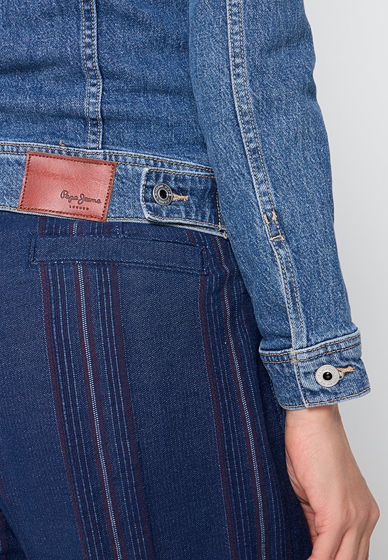 Pepe Jeans REGULAR FIT