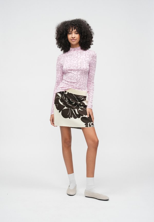 Marimekko LILAT PIONI