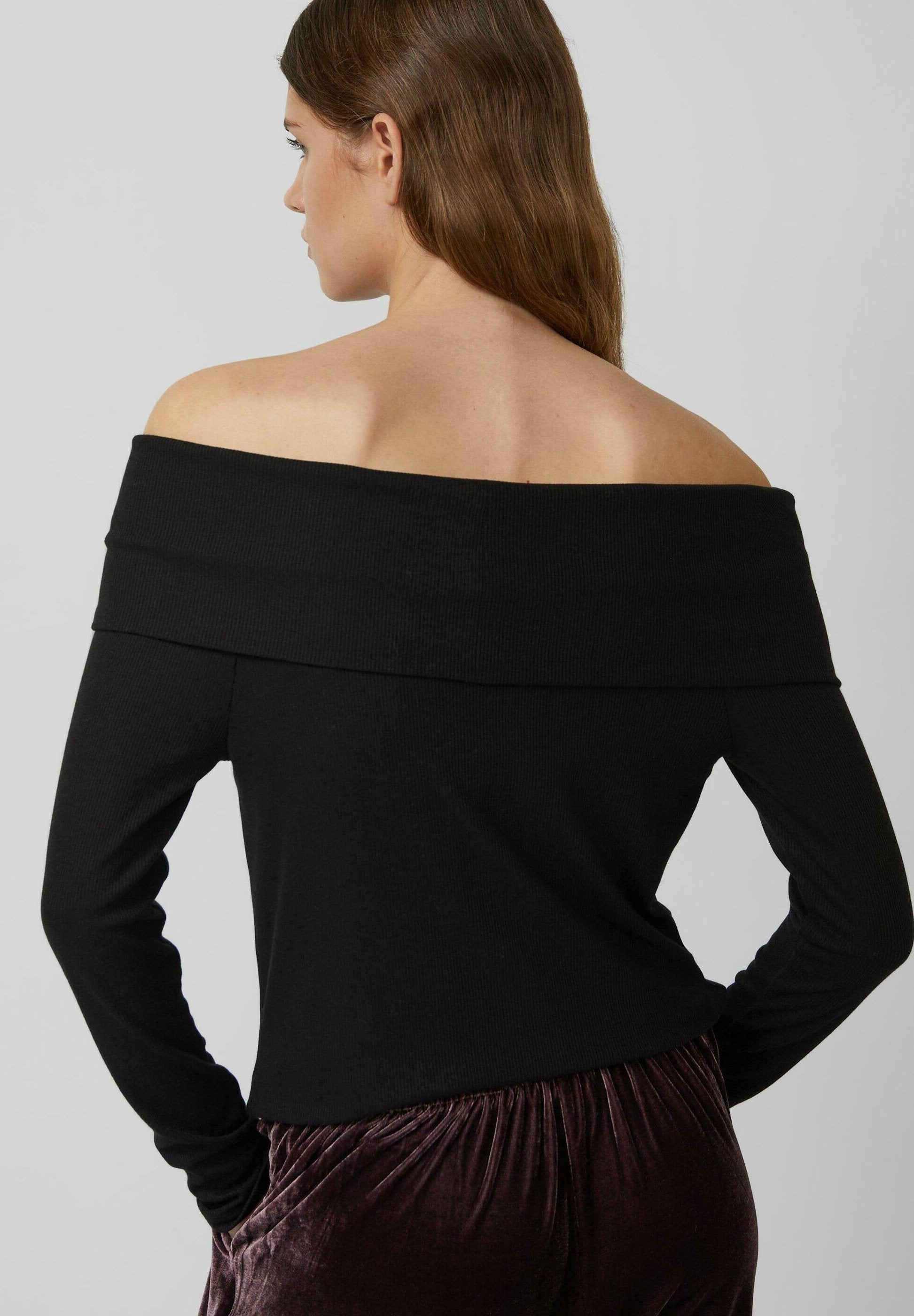 s.Oliver Langarmshirt Media 4