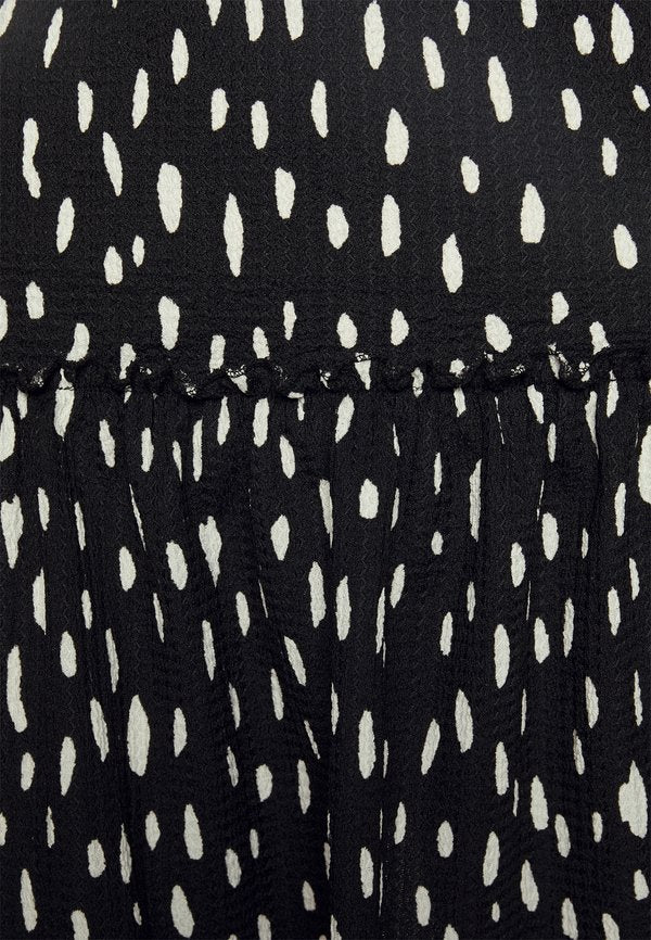 Vero Moda Petite VMGELINA FRILL DETAIL SHORT SKIRT
