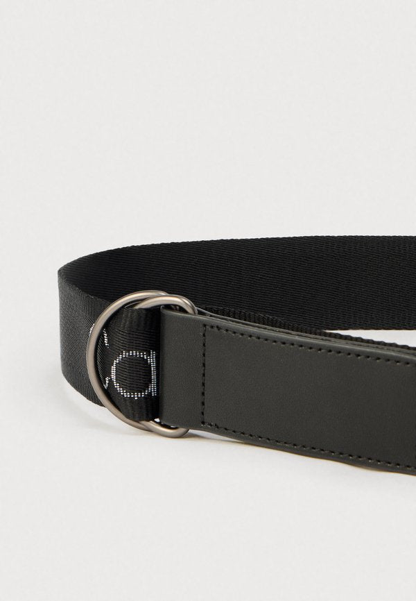 Calvin Klein DOUBLE D RING WEBBING BELT