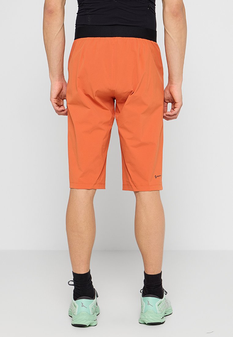 TRAIL VERTIC REGULAR FIT Media 3