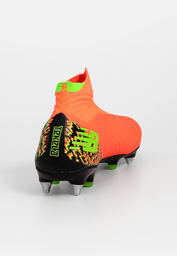 New Balance TEK V4 PRO