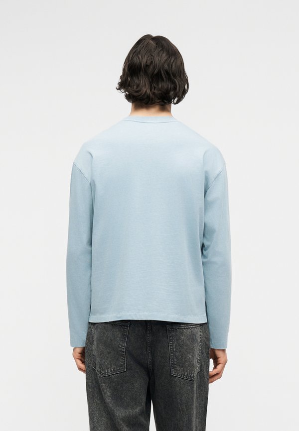 GAP LOGO TEE