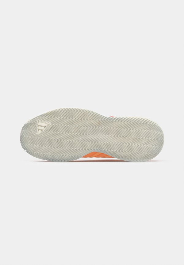 adidas Performance AVAFLASH