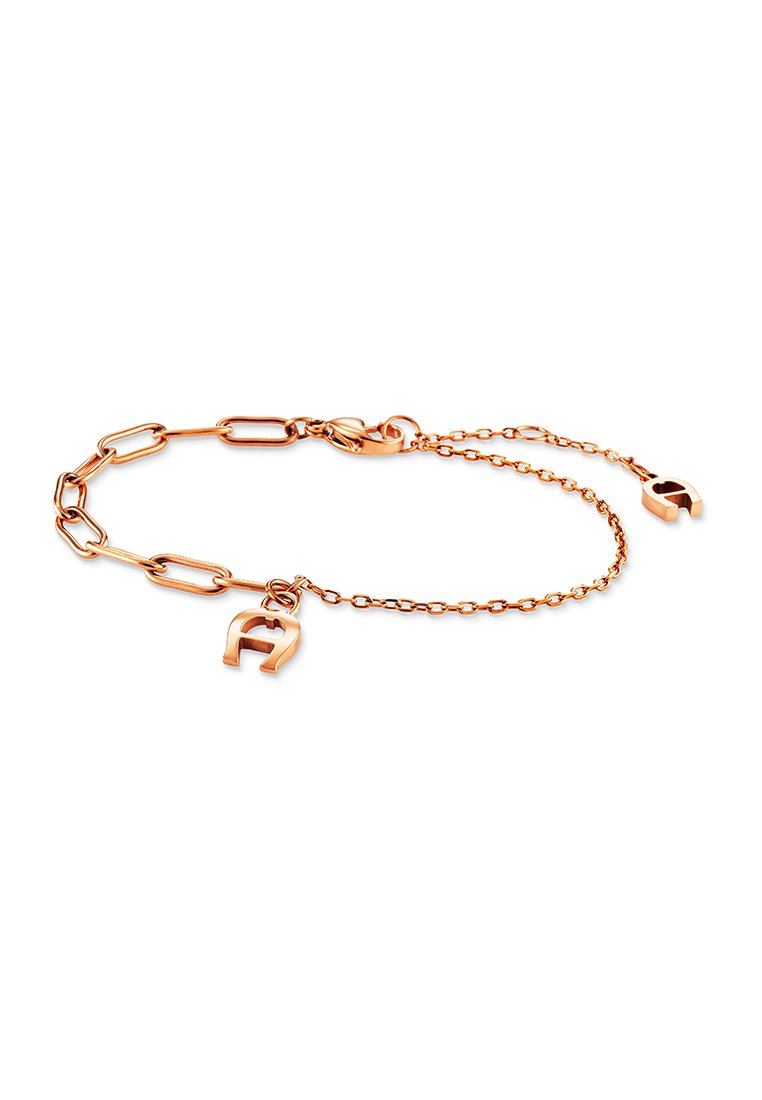 Armband aus Roségold mit ineinandergeschlossenen Kettengliedern, glatter Textur und zwei verschiedenen Charme-Akzenten, die die Form eines Buchstabens haben.