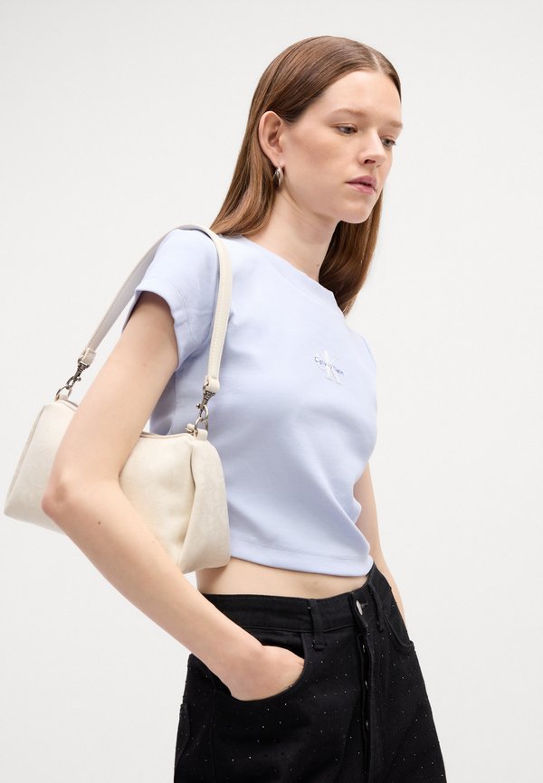 Calvin Klein Jeans