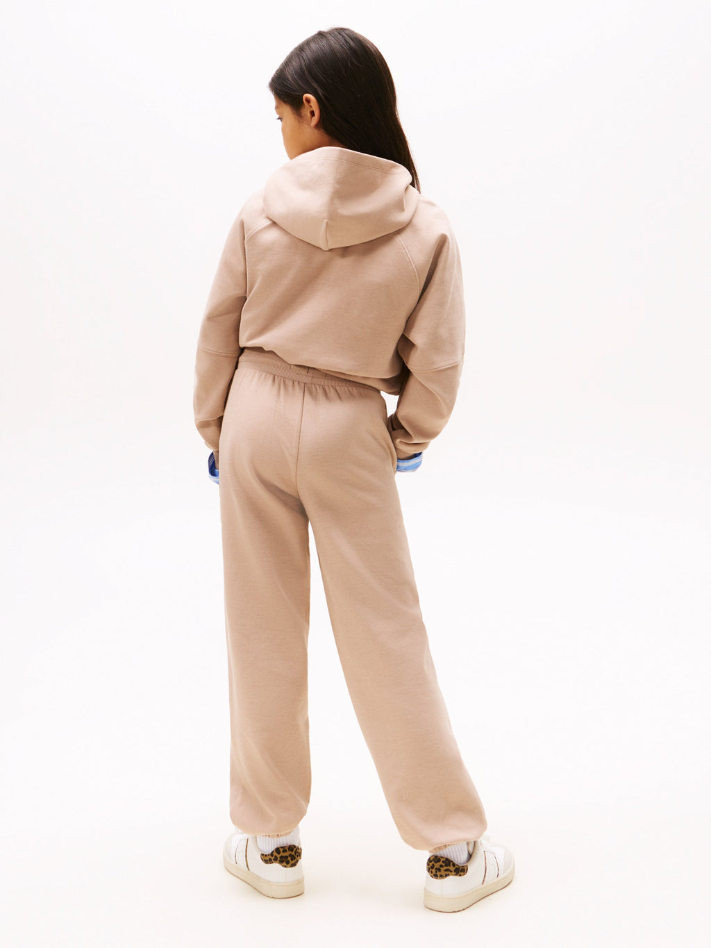 TONAL CREST SWEATPANTS Media 4