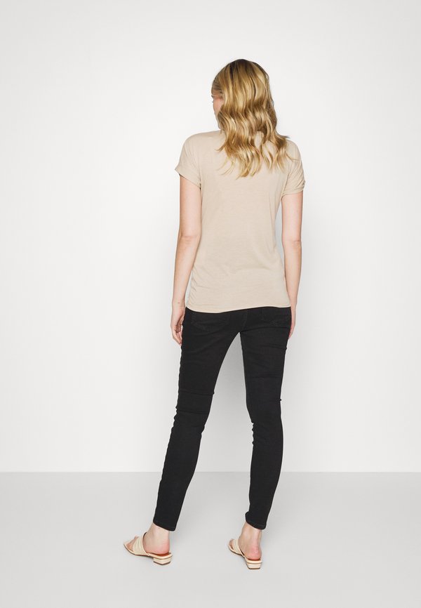 GAP Maternity