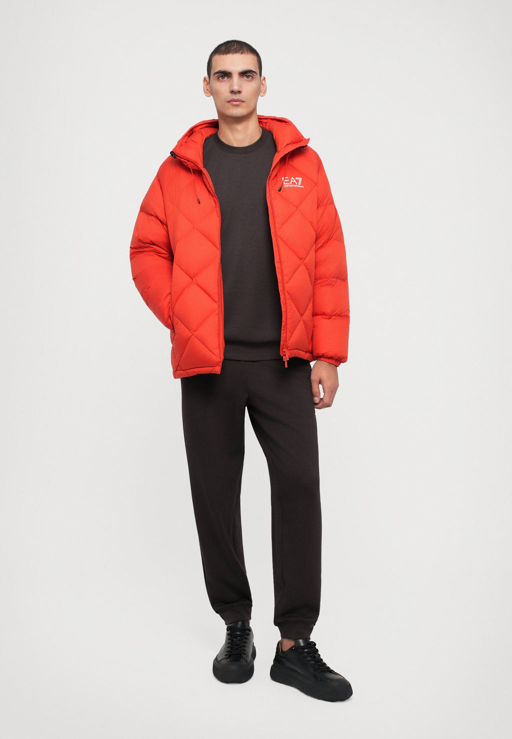 MOUNTAIN QUILTED JACKET Media 2
