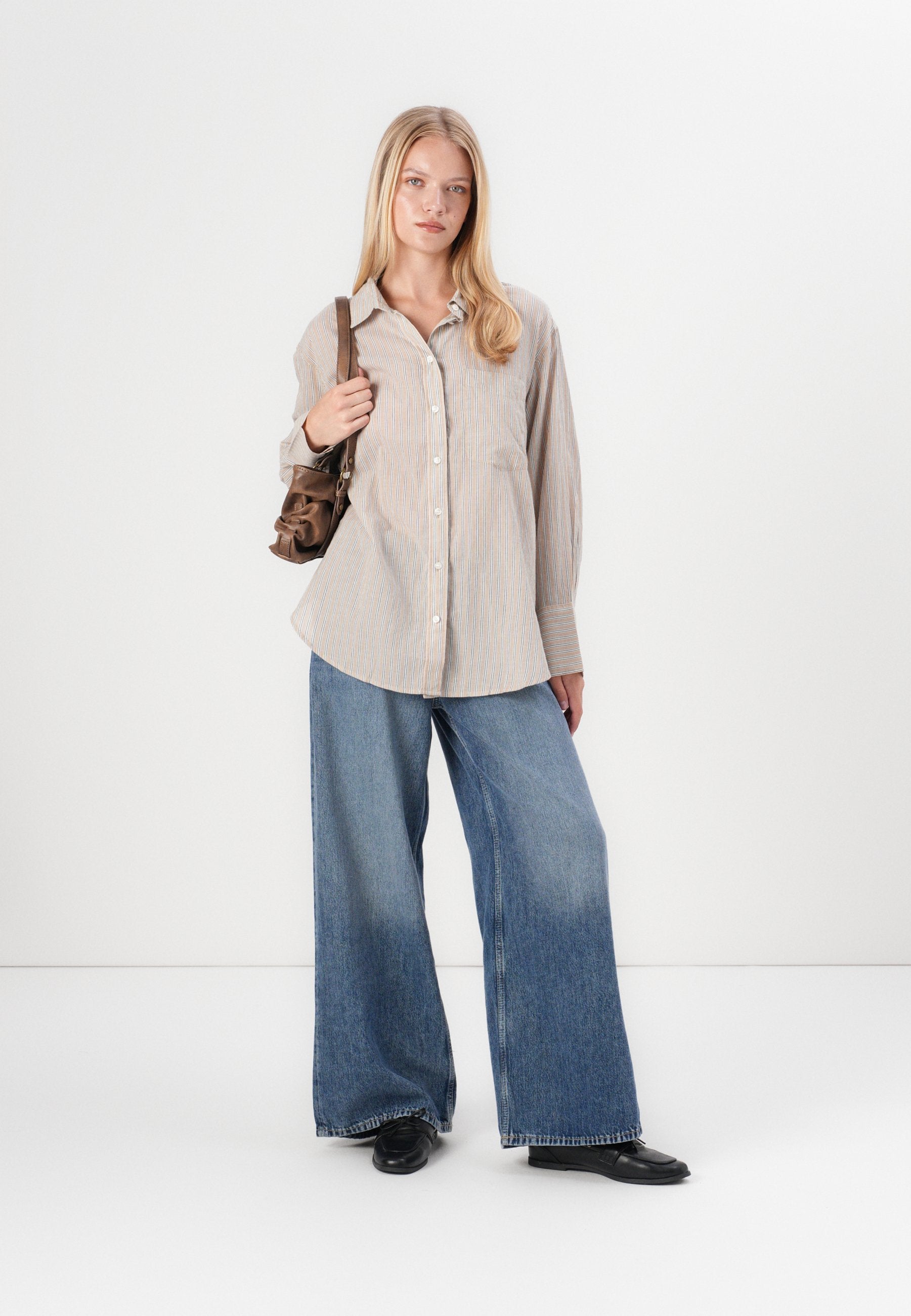 GAP TIE BACK SHIRT