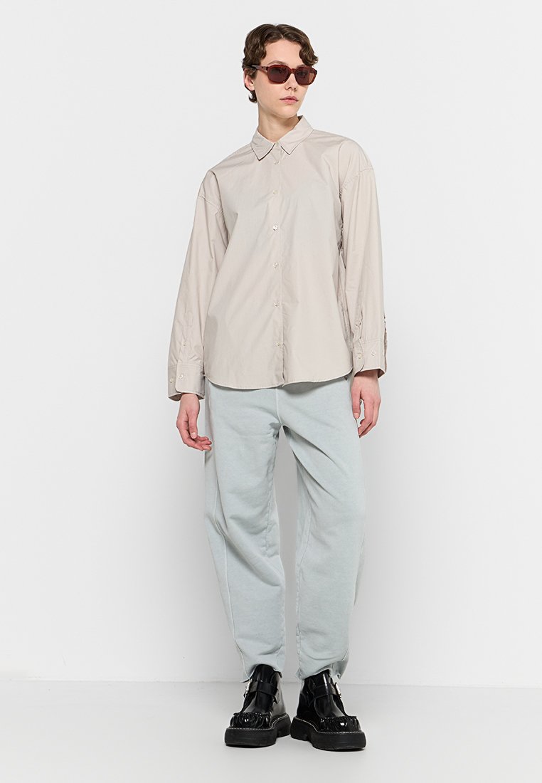 True Religion OVERSIZED