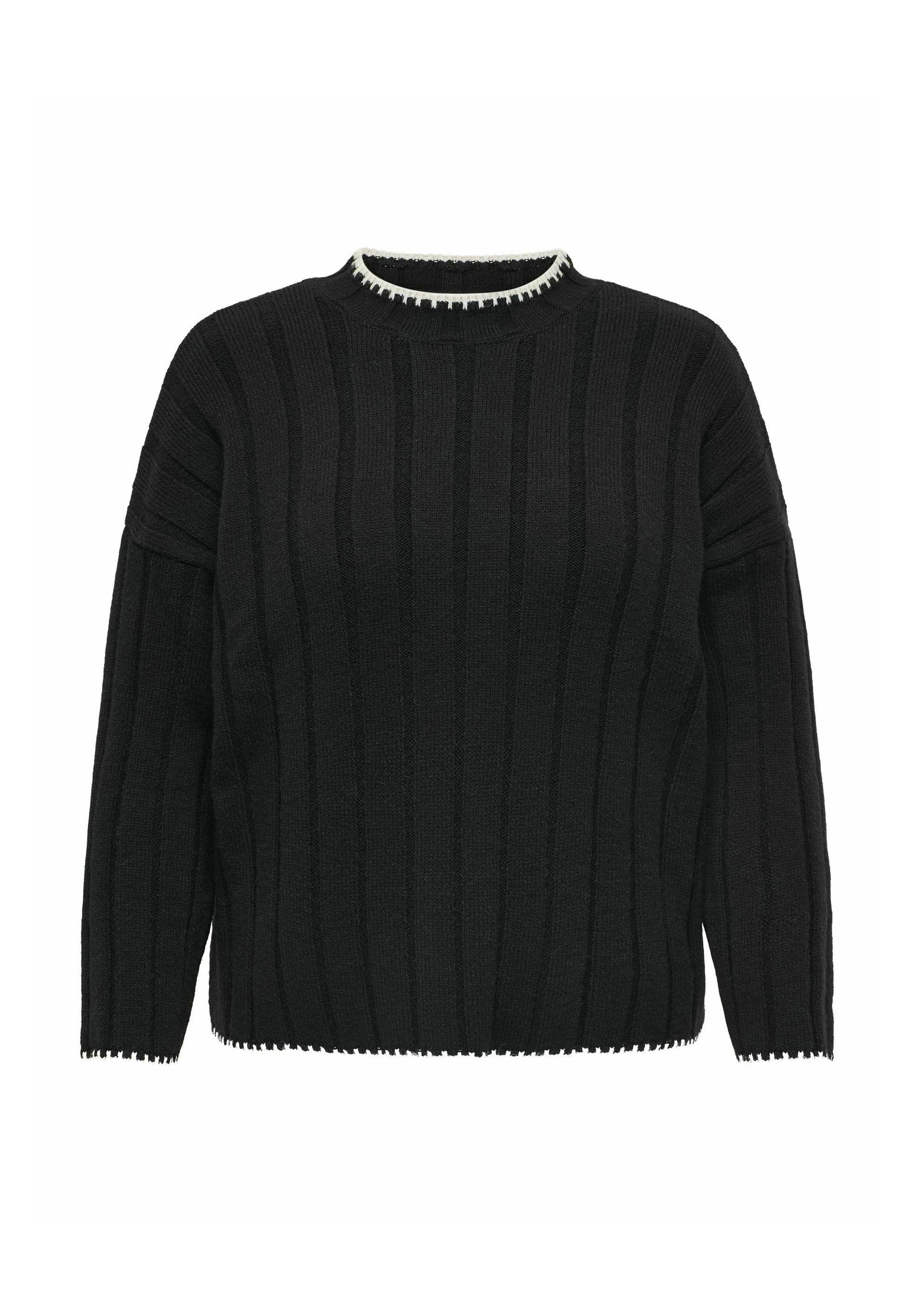 Schwarzer Strickpullover mit vertikaler Rippstruktur, rundem Halsausschnitt mit weißem Besatz und leicht lässiger Passform mit überschnittenen Schultern.