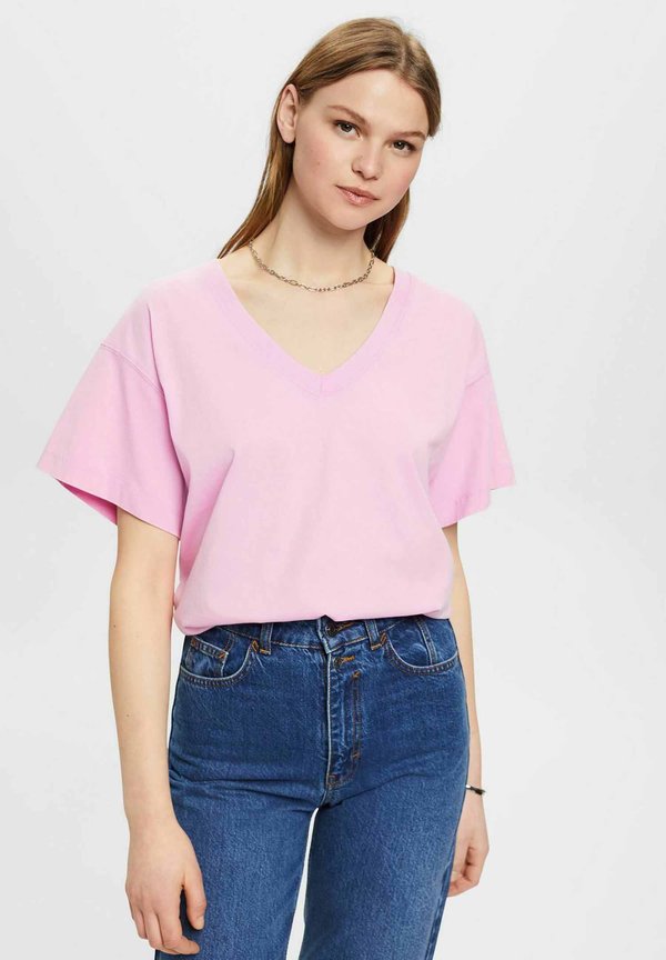 edc by Esprit MIT V AUSSCHNITT