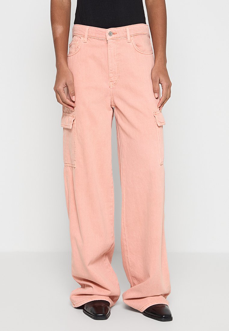 Guess Cargohose Media 1