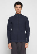 FULL ZIP RELIEF Media 1