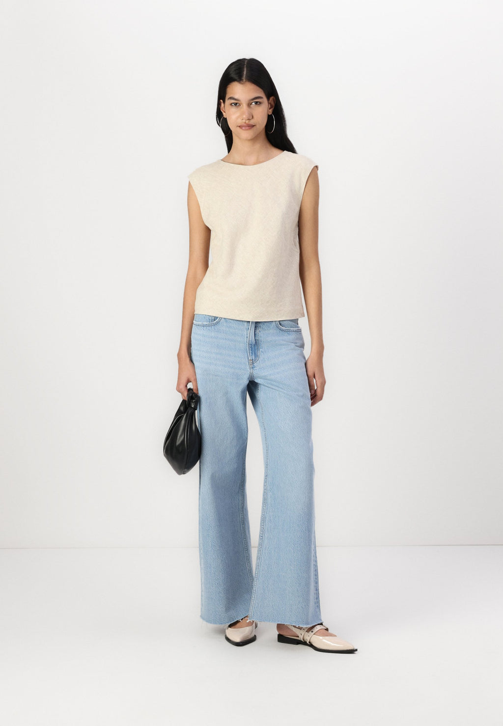 Abercrombie & Fitch Linen-Blend Skimming Shell Top