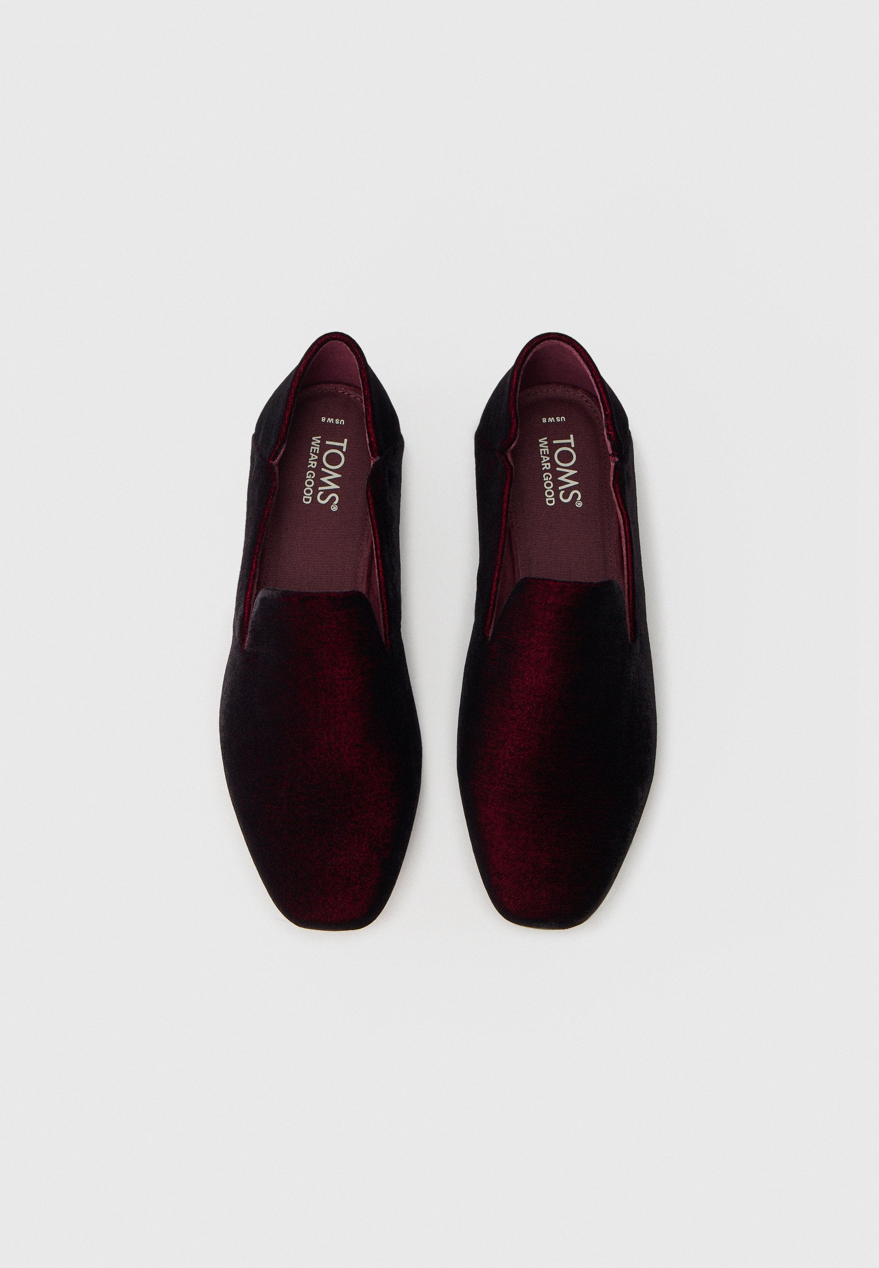 TOMS LARA