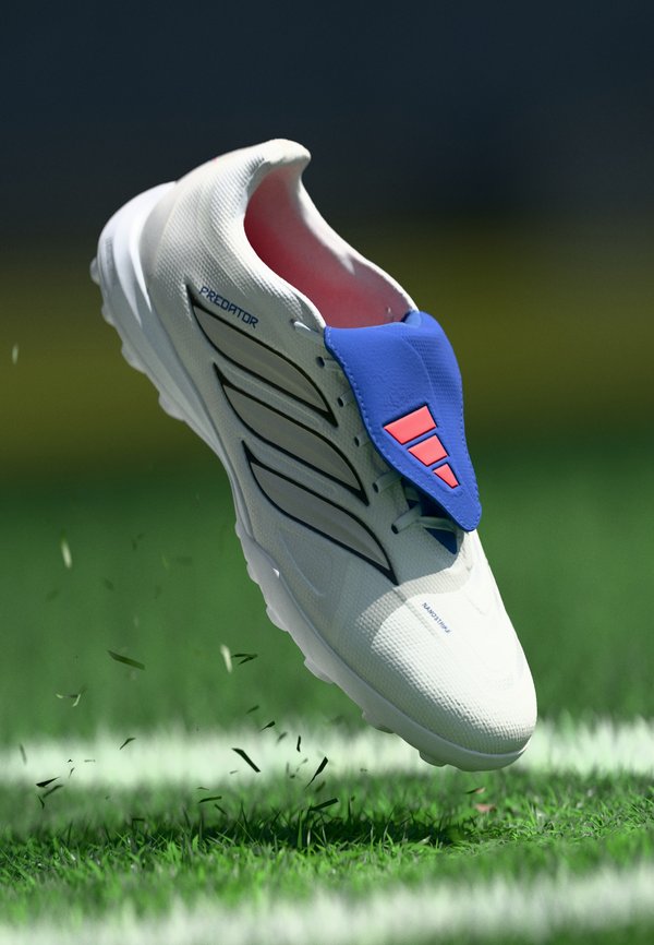 adidas Performance PREDATOR LEAGUE FOLD-OVER TONGUE