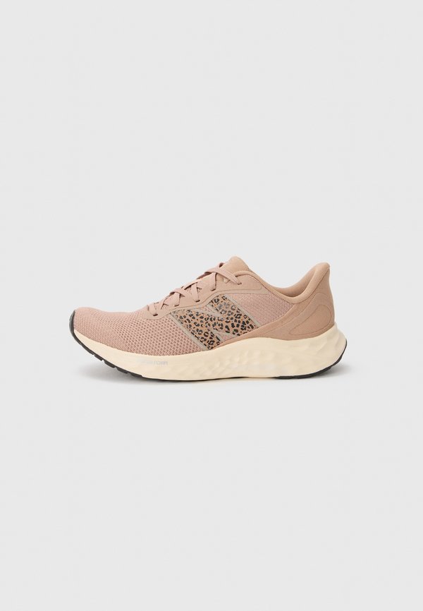 New Balance ARISHI V4 - Road running shoes - flat taupe