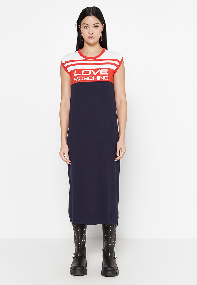 Love Moschino