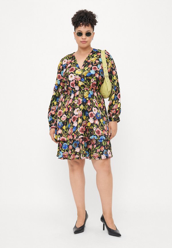 Vero Moda Curve VMCLILLIAN JULIA DRESS