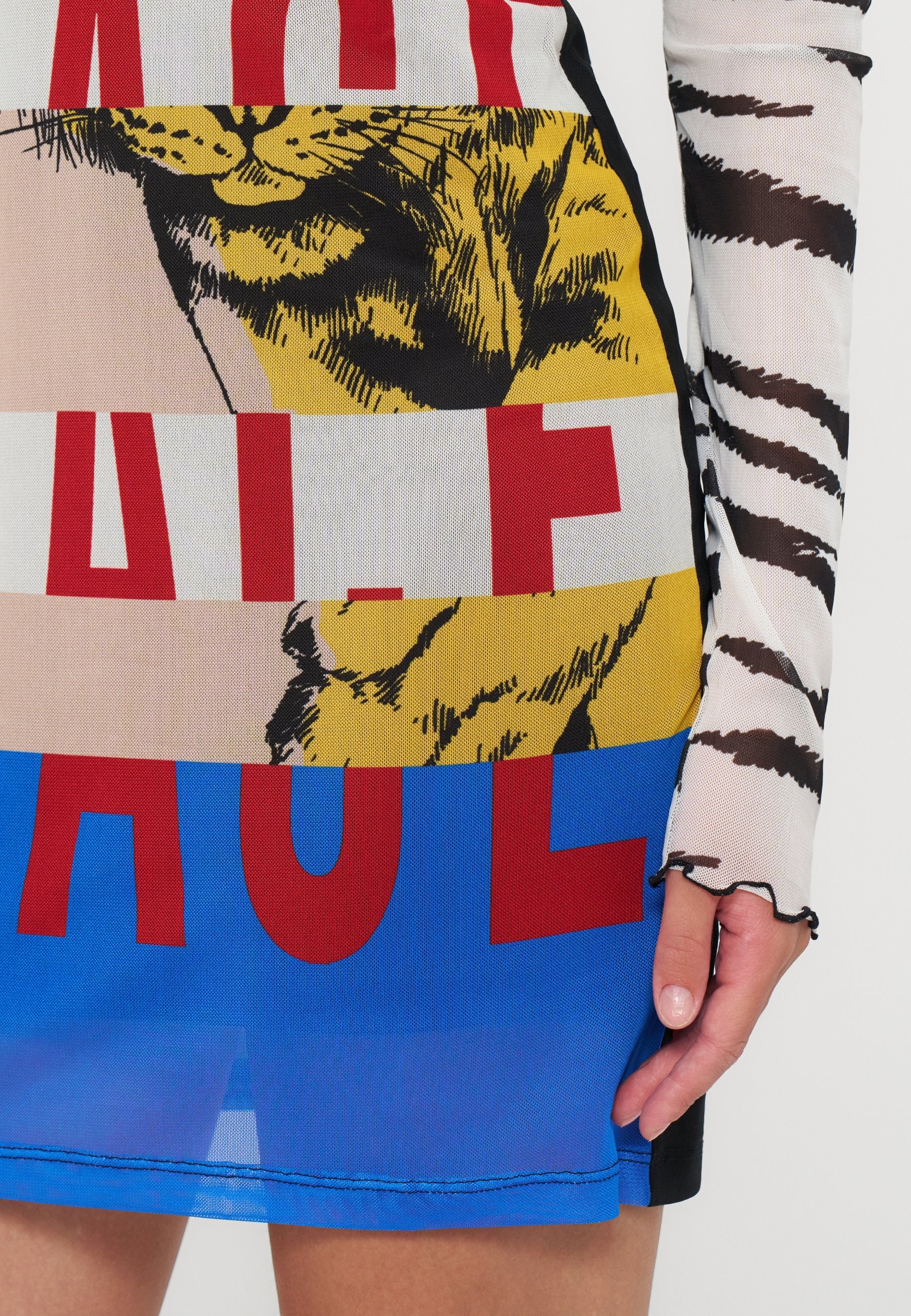 MOSCHINO JEANS
