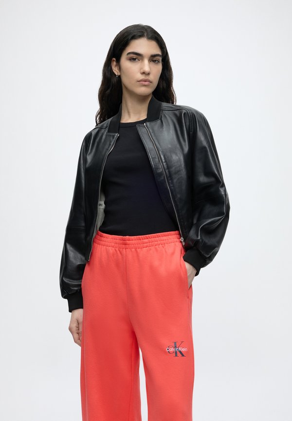 Calvin Klein TERRY GRAPHIC STRAIGHT