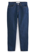 Dunkelblaue Jeans aus Denim mit geradem Schnitt, ausgestattet mit orangen Nähten und einem Knopfverschluss vorne. Enthält fünf Taschen und eine mittlere Taille.