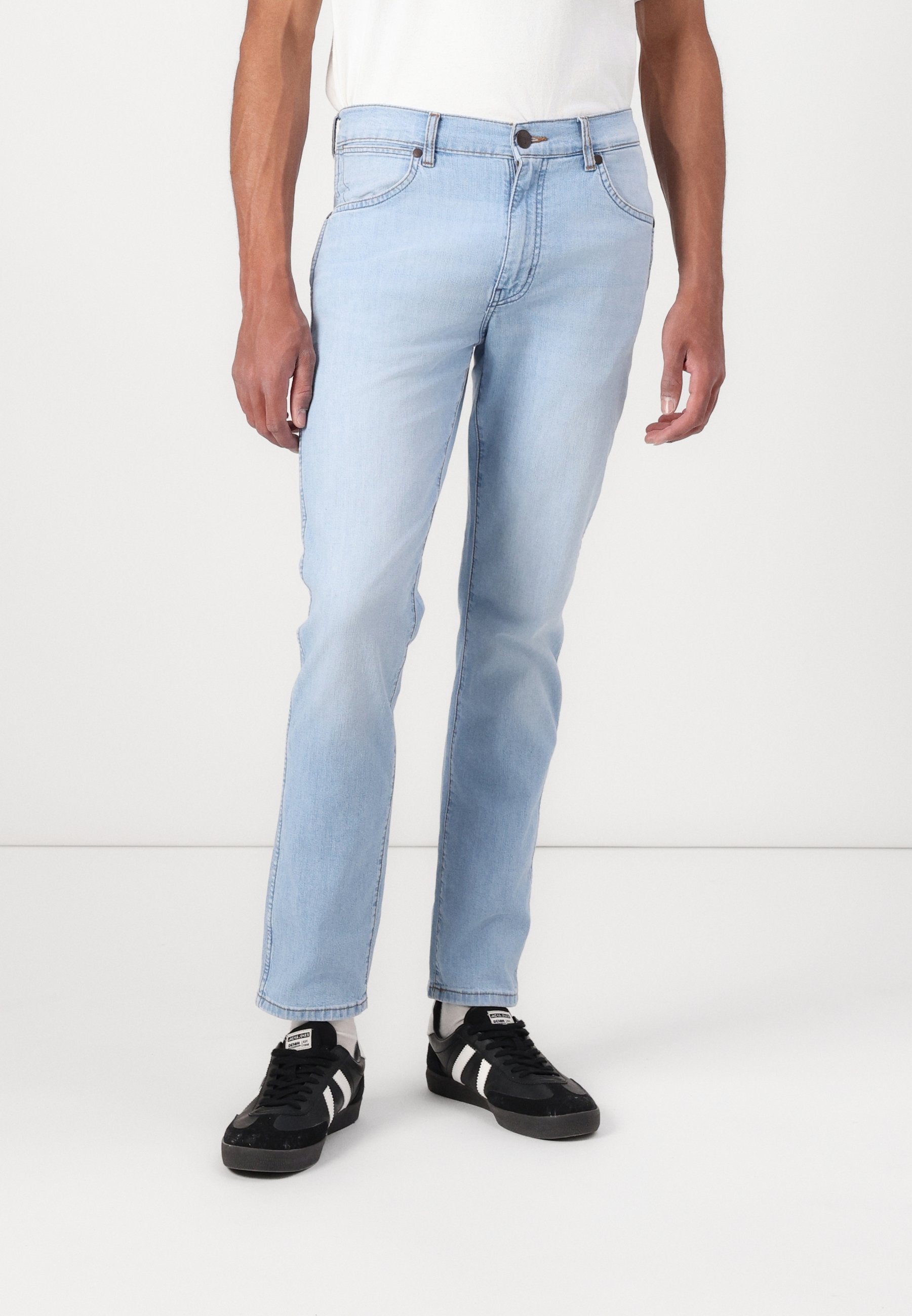 Wrangler LARSTON