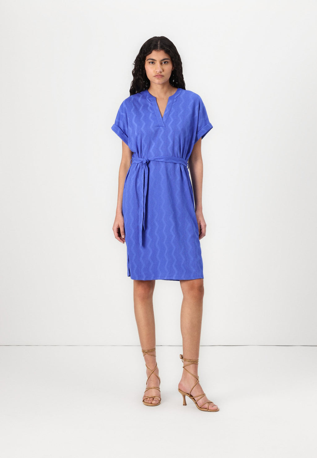 ONLDIA V NECK Media 3