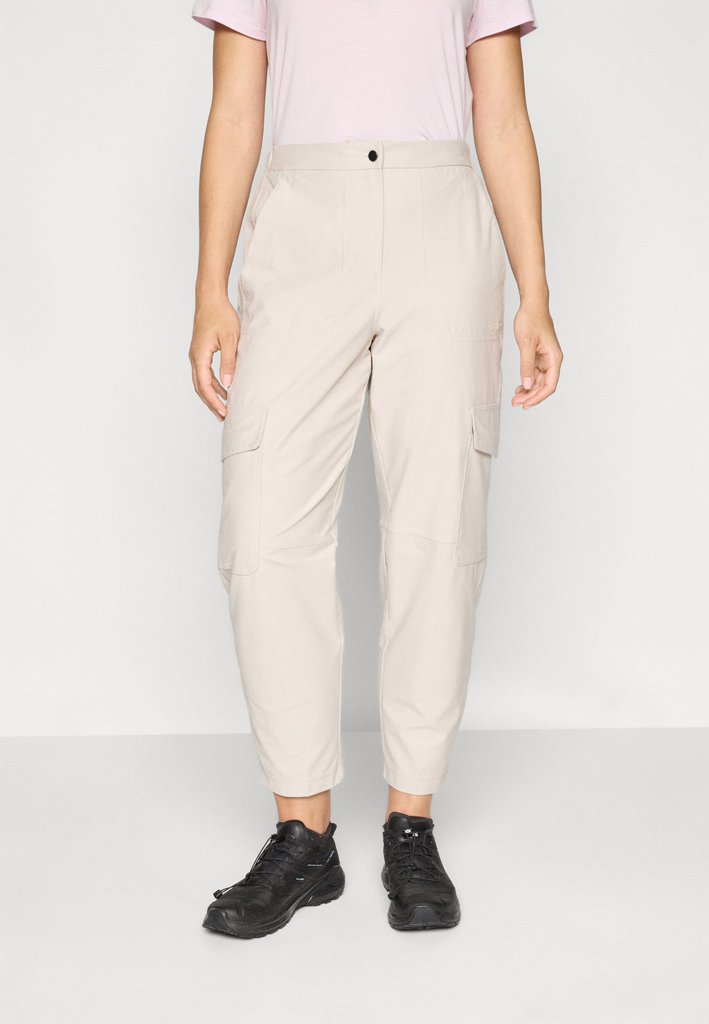 DKNY Sport