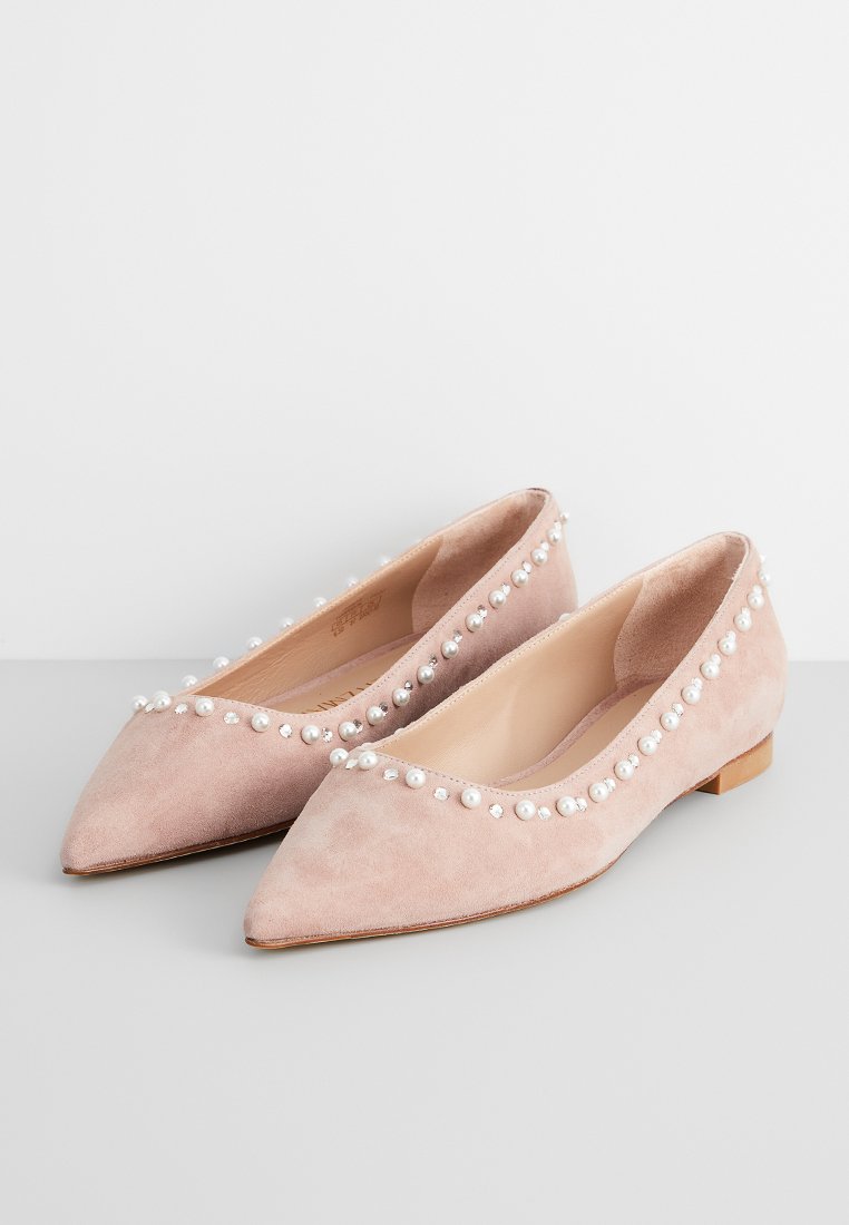 Stuart Weitzman STUART