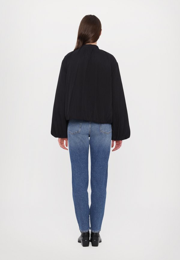 CLOSED PADDED BLOUSON