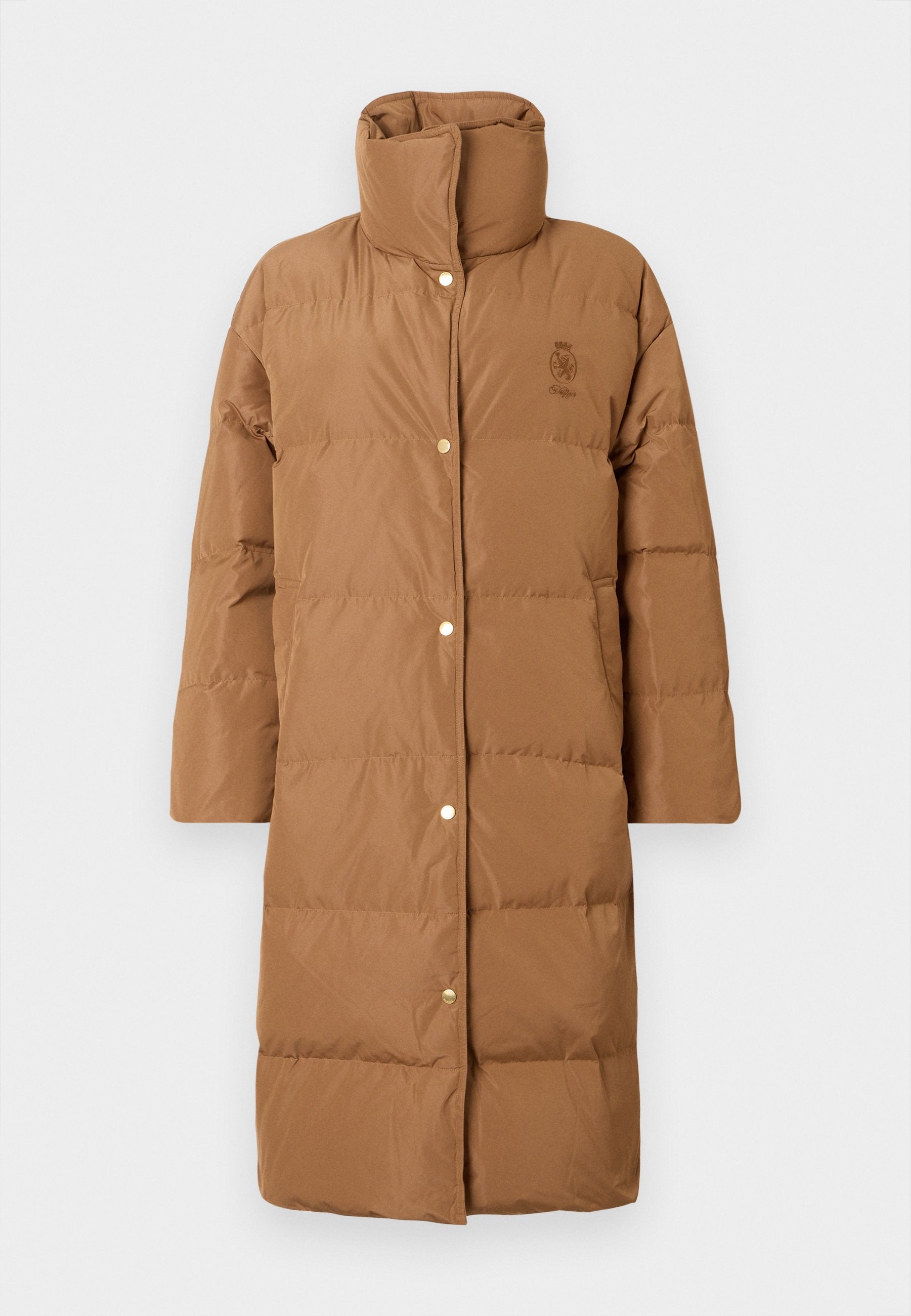 CREST COAT Media 1