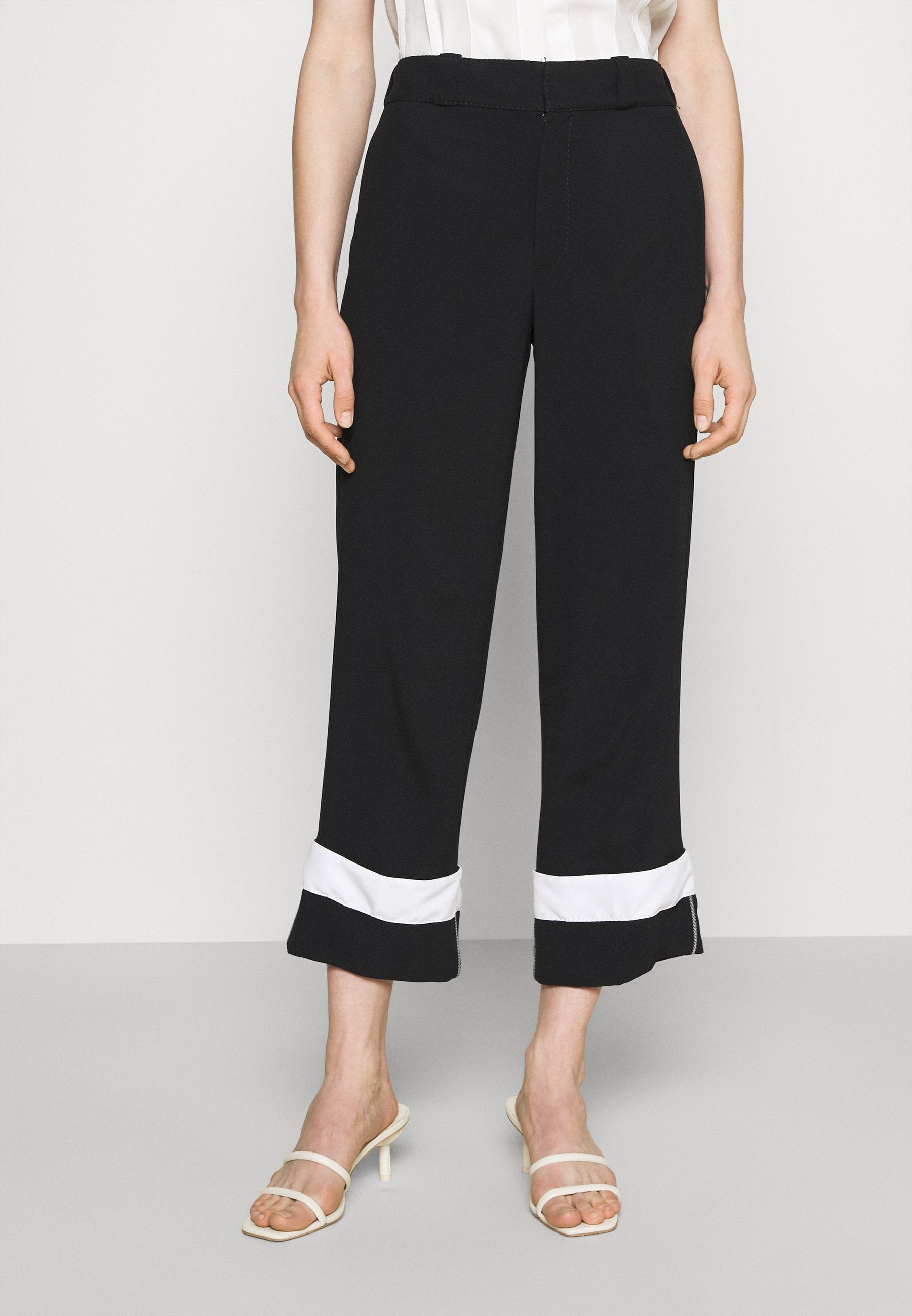 N°21 PANTALONE TESSUTO
