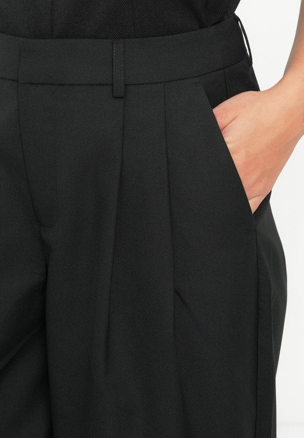 Object Pleated