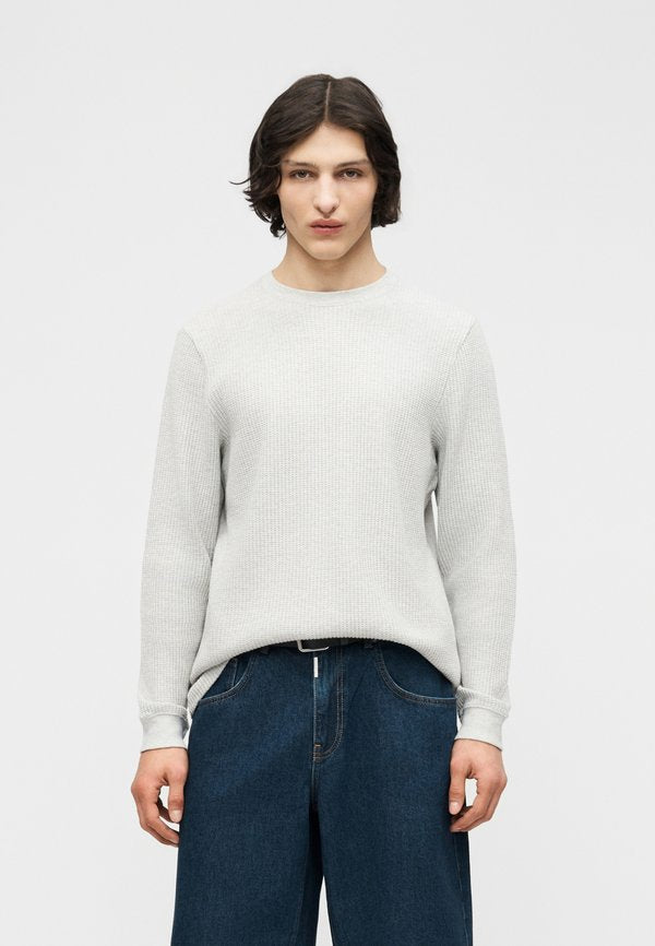 Abercrombie & Fitch CLASSIC TEE