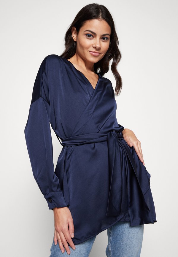 WAL G. LINDA WRAP